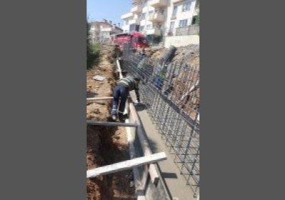 İZMİT BELEDİYESİ AKMEŞE KANAL, İSTİNAD DUVARI, TAŞ DUVAR VE PARKE İŞLERİ