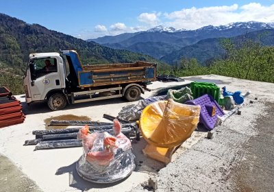 Dernekpazarı Belediyesi - Muhtelif yerlere park yapım işi